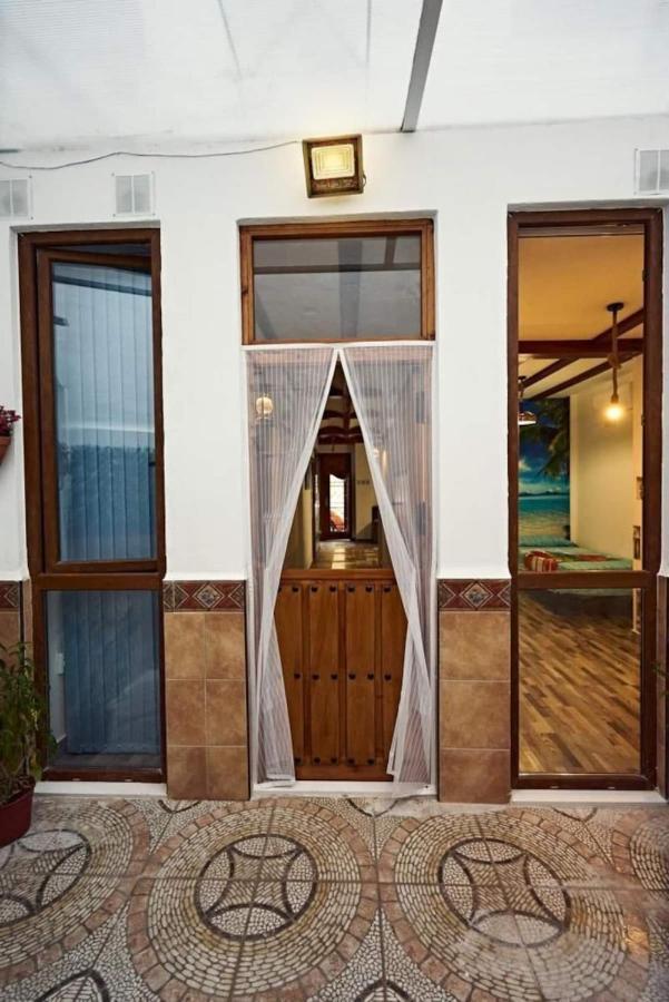 Casa Ideal Para Familias Con Patio Y 3 Banos 발렌시아 외부 사진