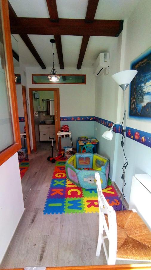 Casa Ideal Para Familias Con Patio Y 3 Banos 발렌시아 외부 사진